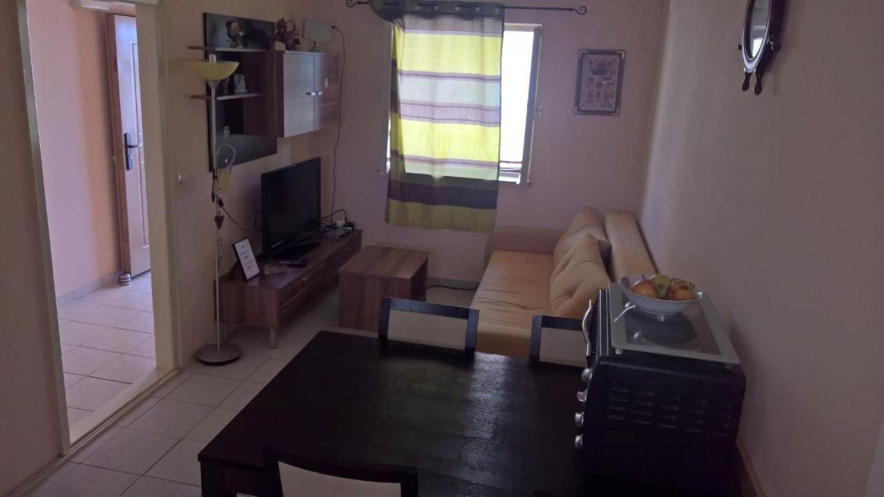 Apartments By The Sea Nin, Zadar - 15513 외부 사진