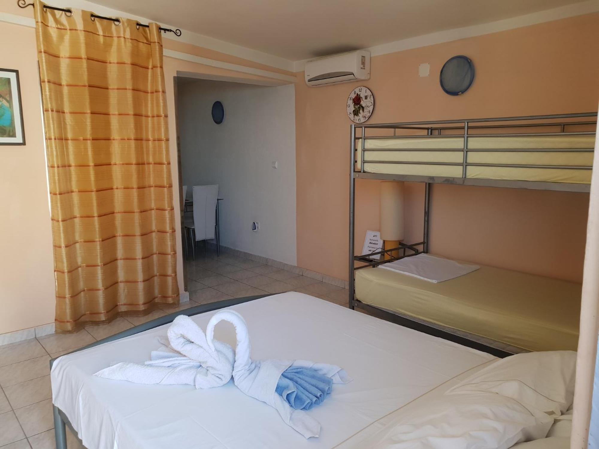 Apartments By The Sea Nin, Zadar - 15513 객실 사진